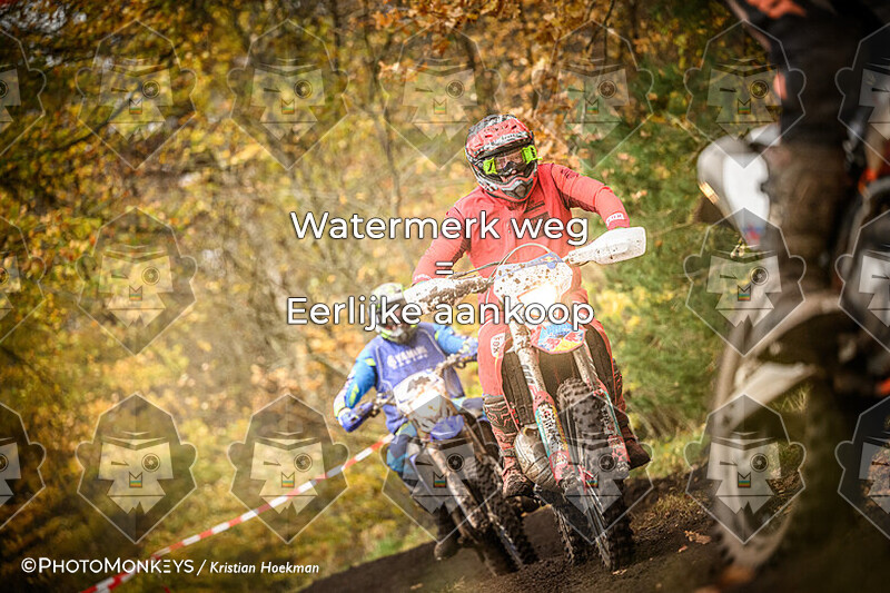 -- ONLINE -- OTR Balkbrug - Locatie 1 - Spatborden rood en oranje