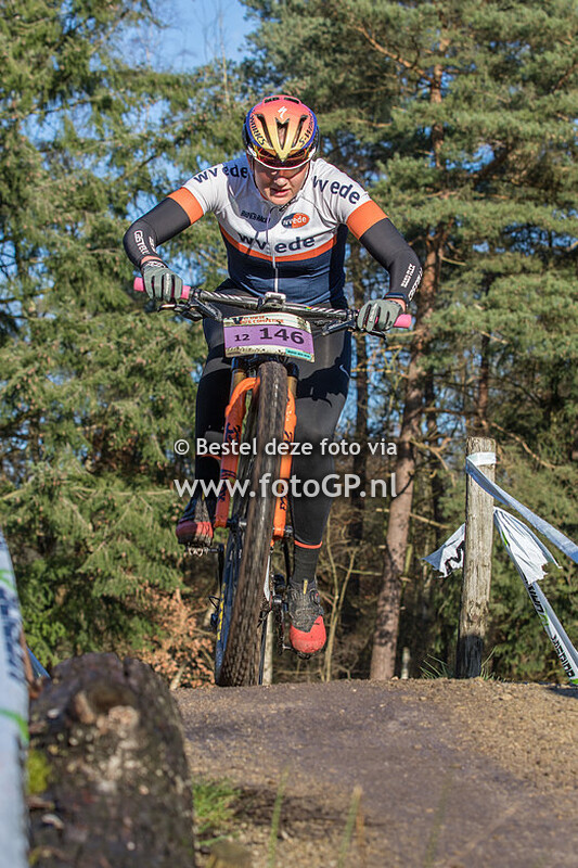 Apeldoorn Cat 7 en 12