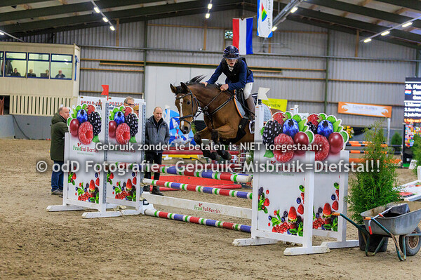 Ponyspektakel De Cavaliers cde 90cm 30-11-25