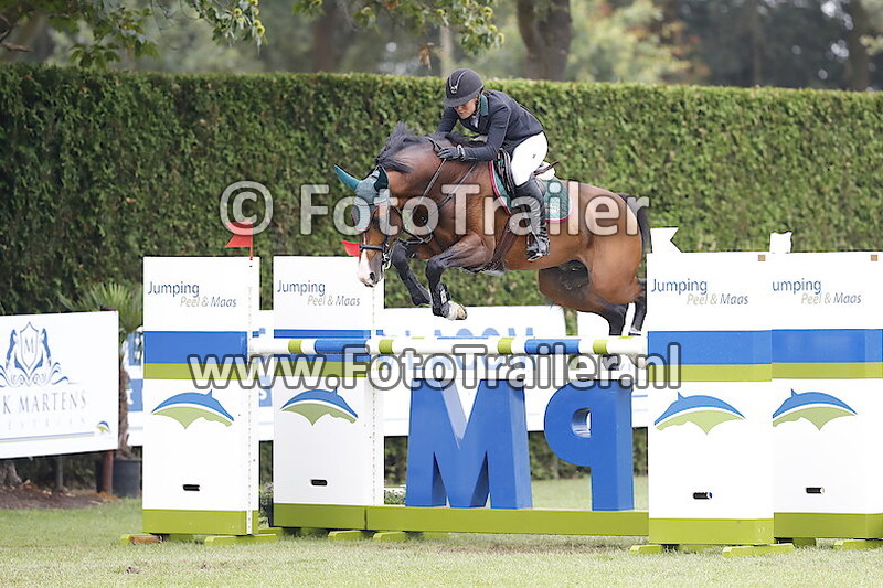 Monique van den Broek