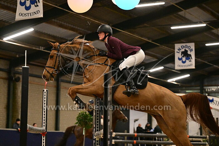 Rebecca Hellemonds - Perfect Sisther