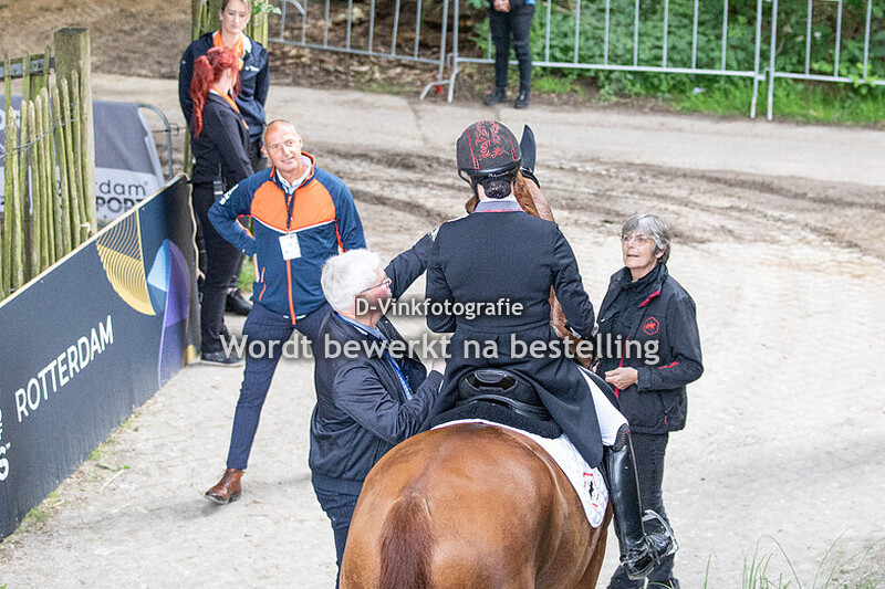 Thamar Zweistra - Hexagon's Luxuriouzz