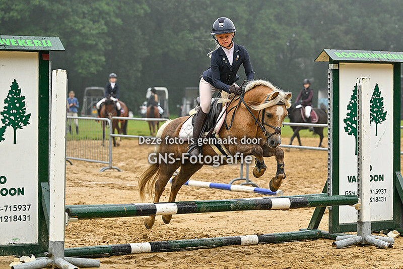 Springwedstrijd Enclave Ruiters Baarle-Nassau zondag 17 september 2023  Pony's 60 cm
