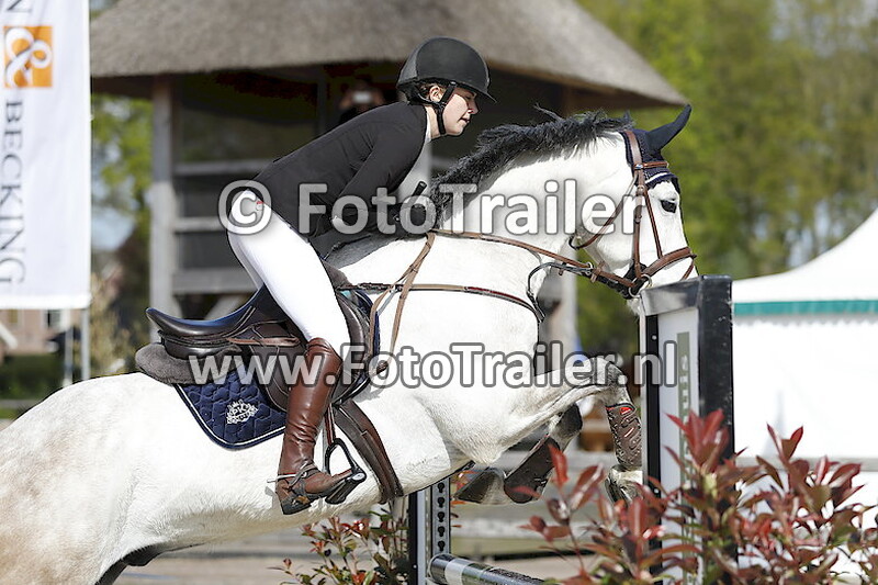 Carlijn Van der Neut