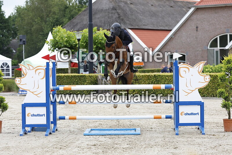 marleen van der burg