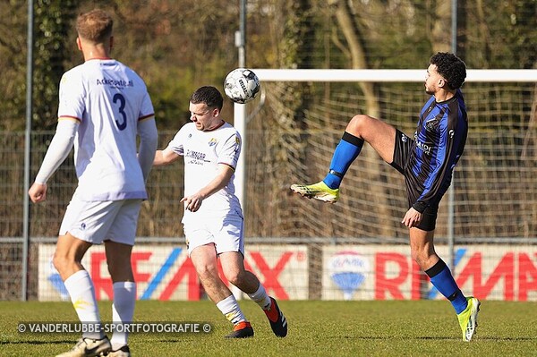 ROODENBURG-FC OEGSTGEEST: 0-8