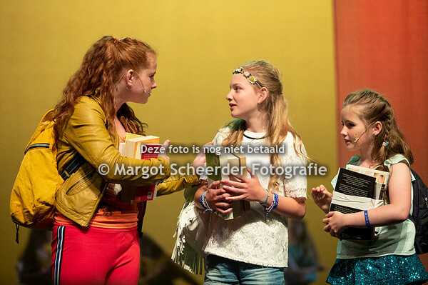 03 Stella vertelt haar geheim