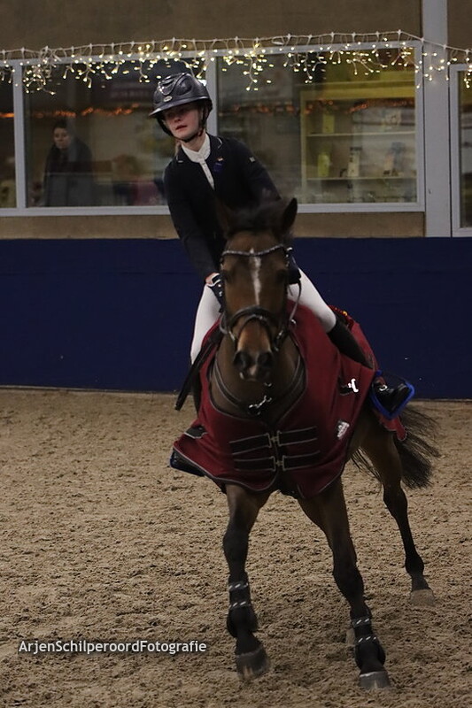 Indoor Beukers 26-12-2022 Pony's Klassiek Prijsuitreiking 100-120cm