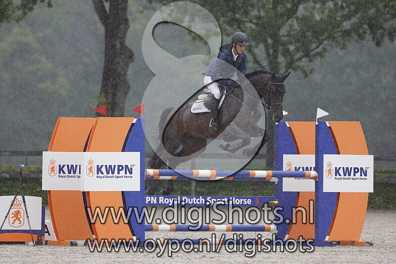 R Elfhaban van Beek Z