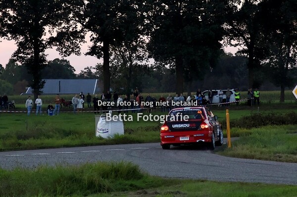 48. Nicki Aagaard Johansen - Mie Aagaard Johansen