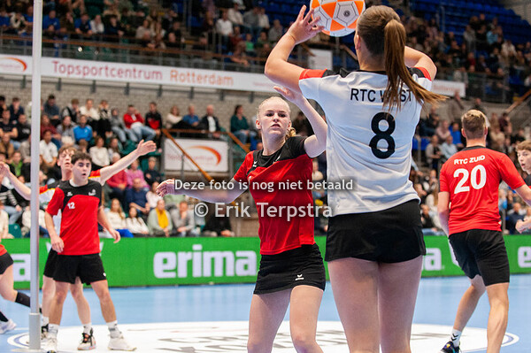 2023-12-30-U19-05-Zuid U19 - West U19