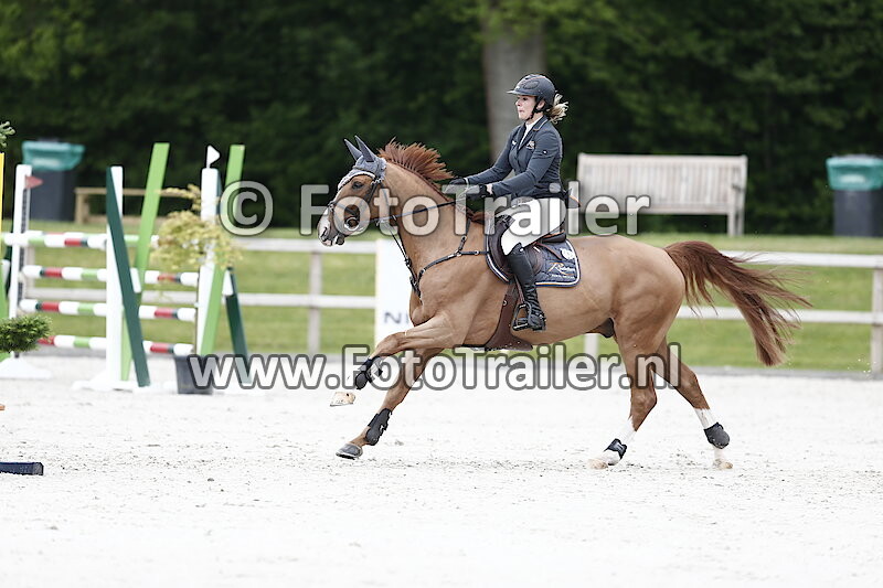 Dominique Nijhof Roelofsen