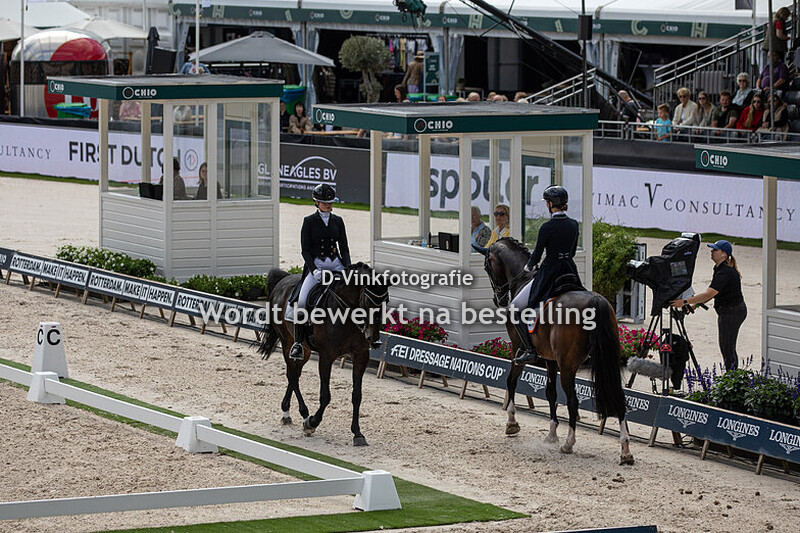 Sophie Reef - Charming Lady