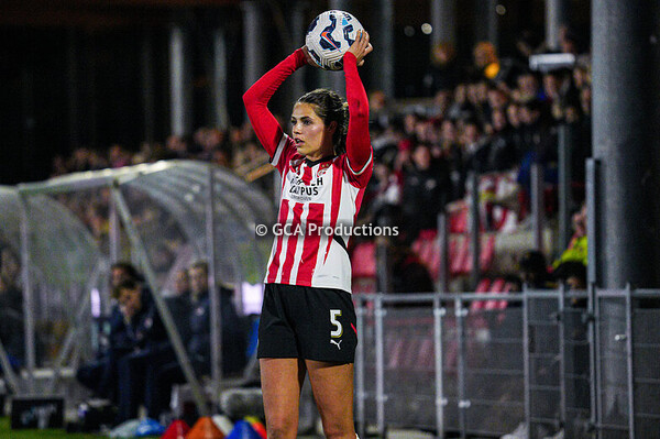 PSV Vrouwen v AZ Alkmaar Vrouwen
