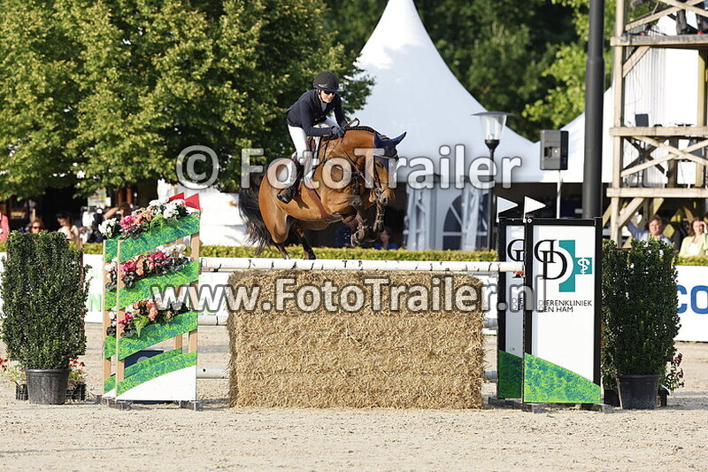 oda charlotte lyngvaer