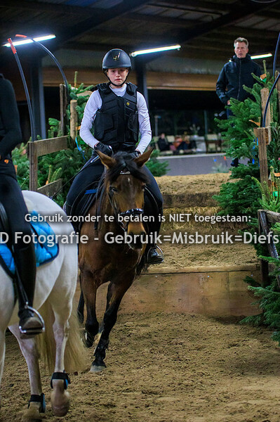 Indoor SGW De Mortel Training groep 16 16:00 28-12-22