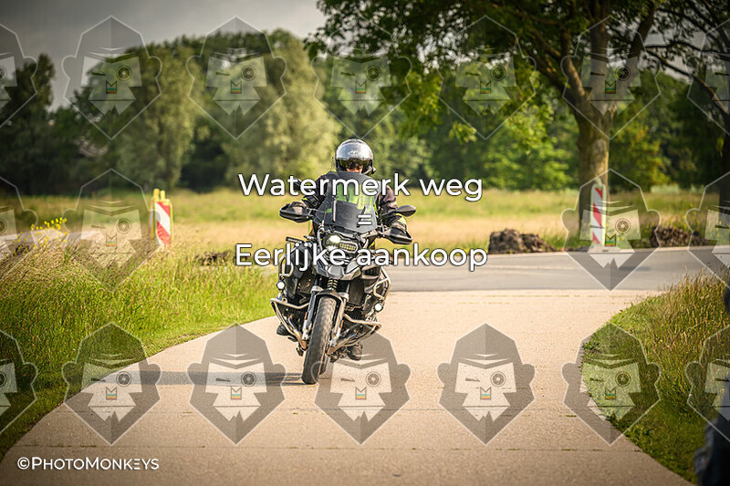 Elfstedentocht voor Motoren/ Locatie Huns/ 09:00 - 10:00  -- ONLINE --