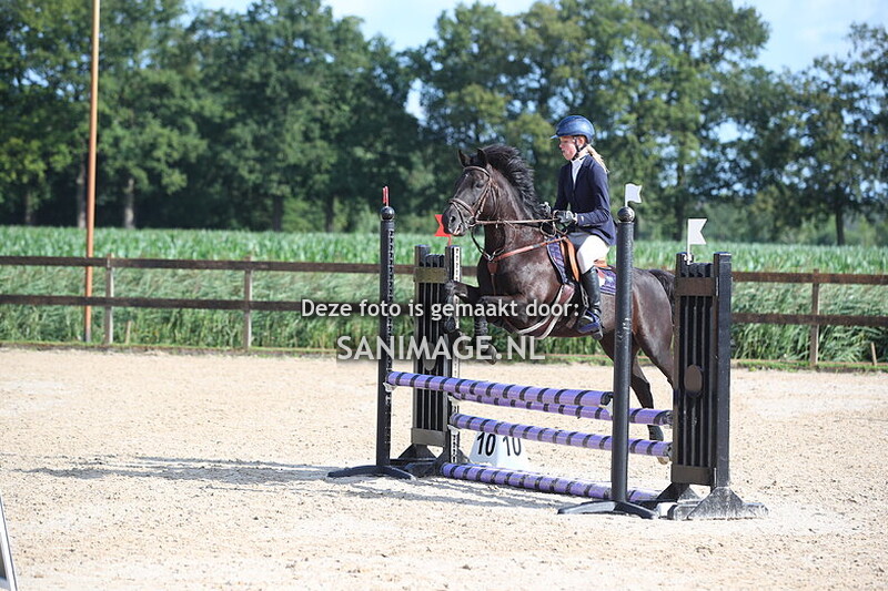 Manege Groenewoude 25-08-2024 Springen Pony's 70 cm