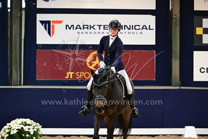 Anouk van Loon - Jackpot M