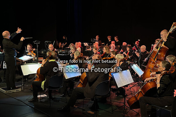 Voorstelling "Alice voor altijd" van het Drachtster Lyceum 2024