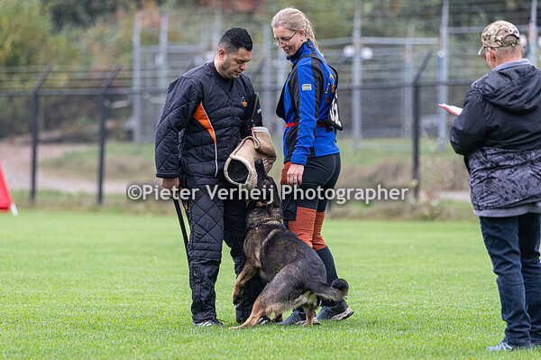 Rachel Schadron met Bonnie of Lesters Place