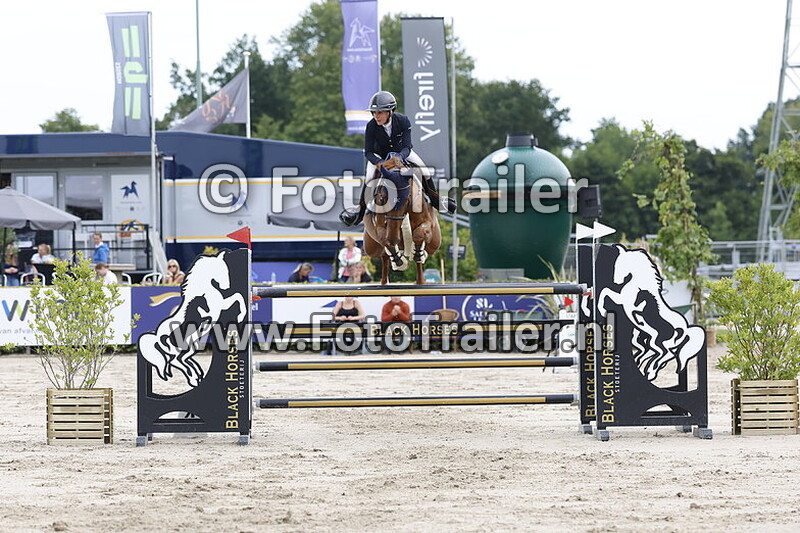 oda charlotte lyngvaer