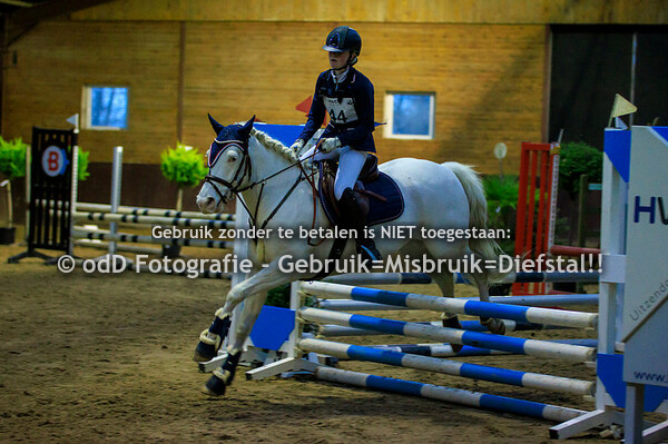 Indoor SGW De Mortel springen 29-12-22