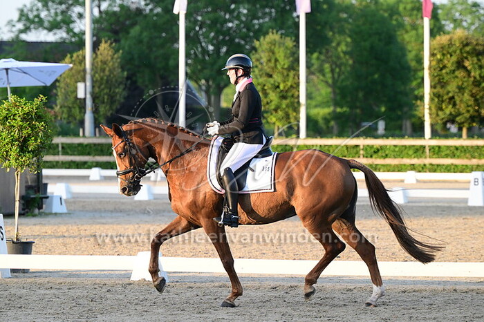 Sophie van Santen-Rakers - Gybaila A