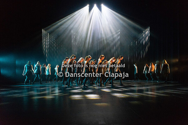 18) Knipoog naar Irish dance