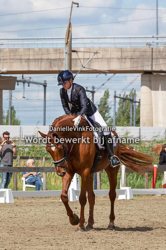 Laura Groeneveld - Hastrade K