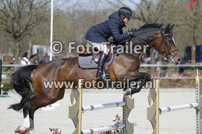 julia houtzager kayser