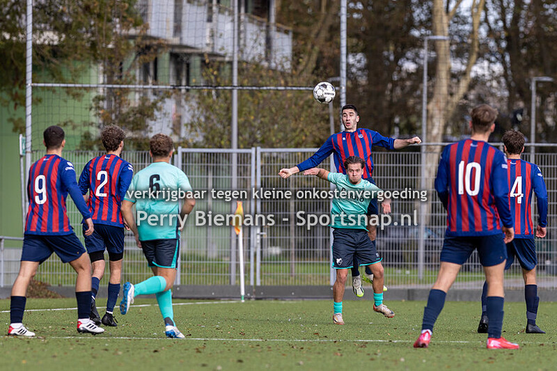 2025-10-18 voetbal; Ariston'80-SV Duindorp