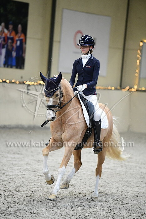 Isabella Karajkovic - First Hummer