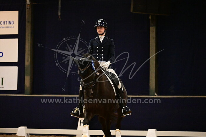 Anouk Ivits - Pokerface