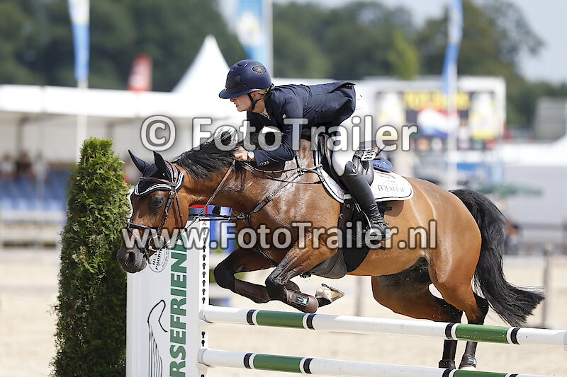 Angela van Daatselaar