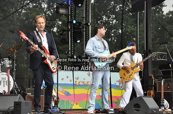 Blommenkinders: One after 909 ( Tribute to the Beatles)