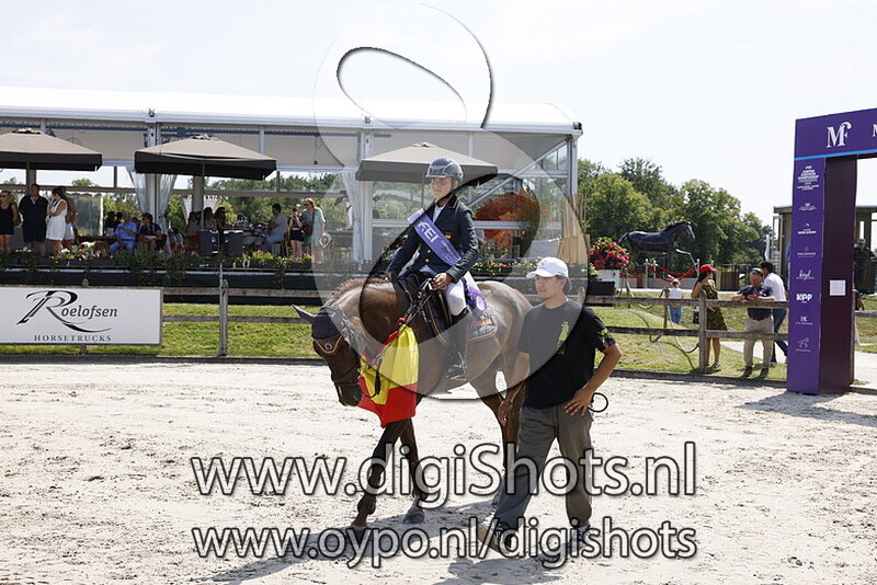 01 team Spain Children