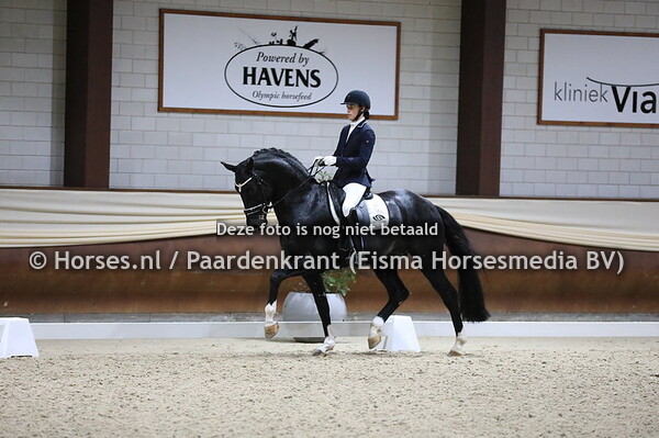 13 For Ferrero v For Romance, Kim Koolen