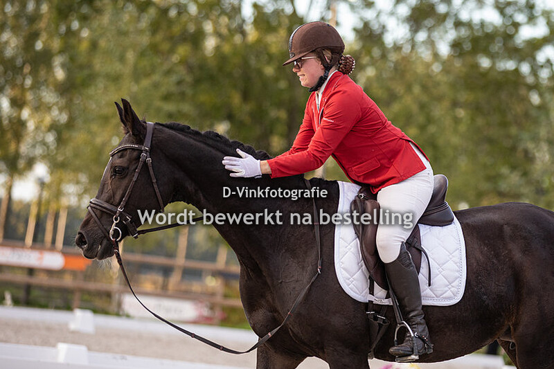 Zissely van Bercum - Definitely Diva