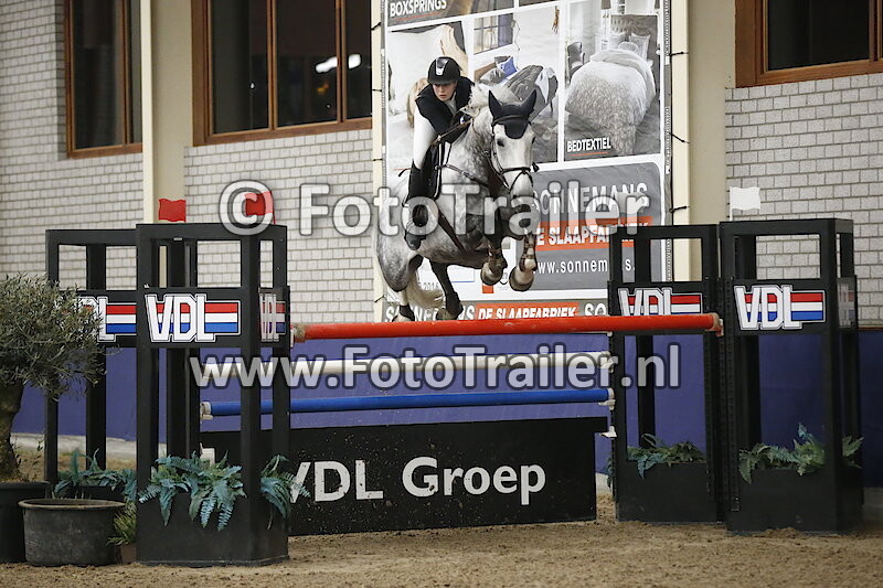 Valerie van Nieuwenhuyzen