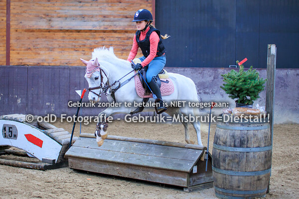 Indoor SGW De Mortel Training Groep 11 13.30 28-12-23