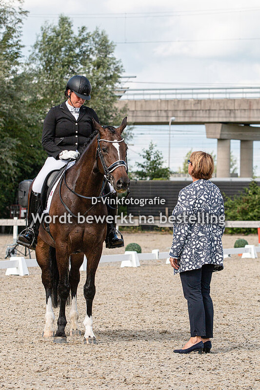 Maike Wiebelitz - Empire