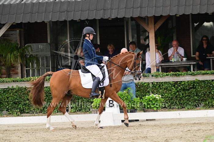 Gwen Bakker - Neyo van de Beekerheide