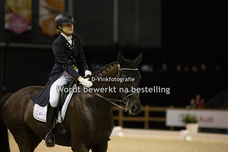 Carlijn Huberts - Watoeshi