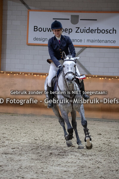 Jumping Indoor Leunen (Klasse M) 04-01-19