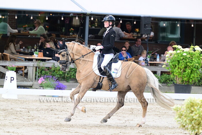 Jaclynn Otten - Diamonds Showtime