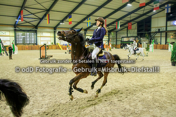 Jumping Indoor Leunen Pony's CDE 90 04-01-24