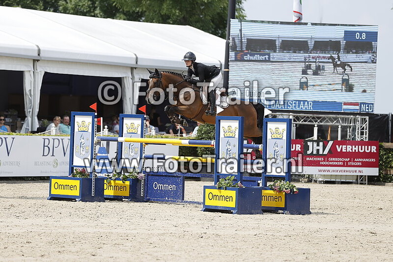 angela van daatselaar