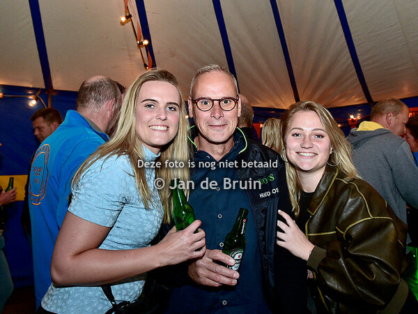 Bruin Café 24-04-2025