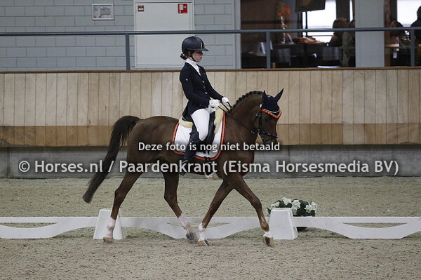 Senna Van de Gevel met Irakion (1)